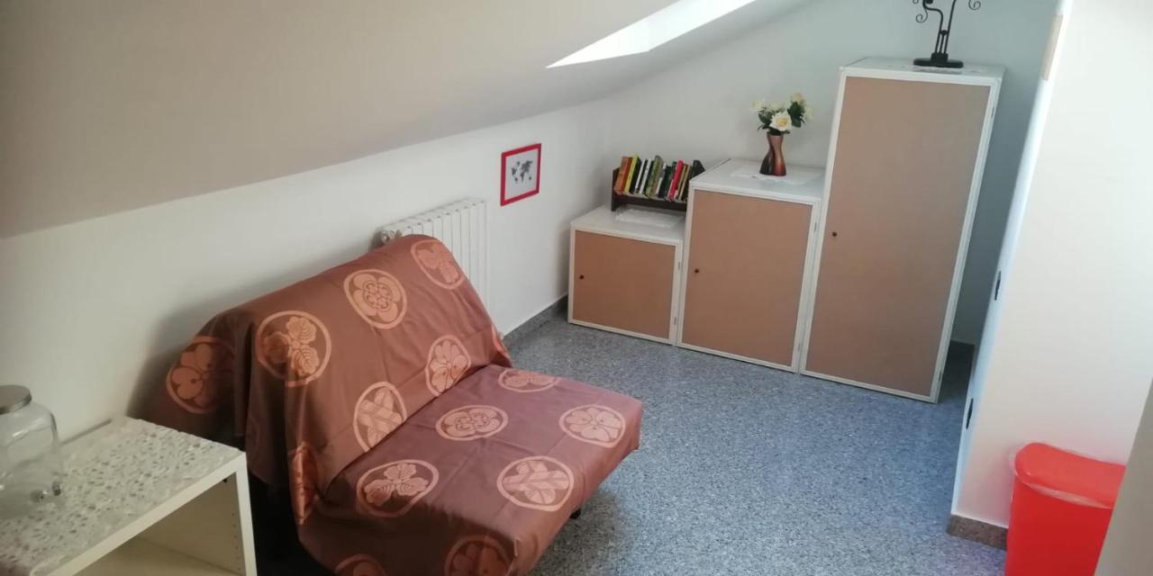 La tua mansarda a Bergamo Villa Esterno foto